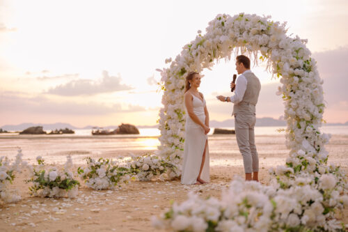 Krabi Wedding Planner, Krabi wedding decoration, Krabi Planner, Elopement wedding planner at Krabi, Micro wedding planner at Krabi