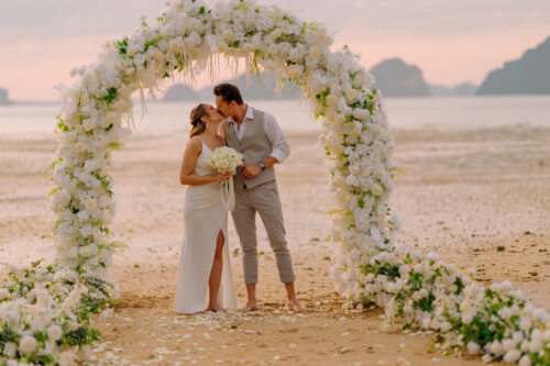 Krabi Wedding Planner, Krabi wedding decoration, Krabi Planner, Elopement wedding planner at Krabi, Micro wedding planner at Krabi
