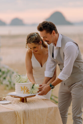 Krabi Wedding Planner, Krabi wedding decoration, Krabi Planner, Elopement wedding planner at Krabi, Micro wedding planner at Krabi,