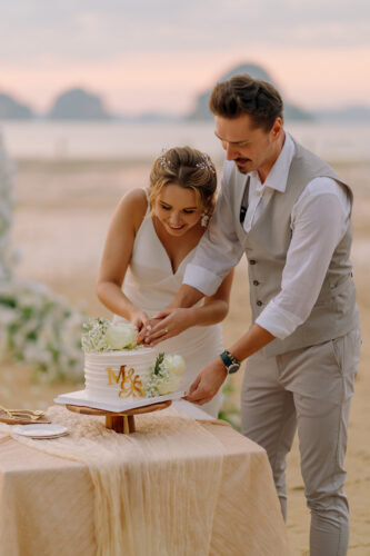 Krabi Wedding Planner, Krabi wedding decoration, Krabi Planner, Elopement wedding planner at Krabi, Micro wedding planner at Krabi,