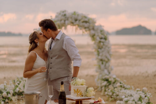 Krabi Wedding Planner, Krabi wedding decoration, Krabi Planner, Elopement wedding planner at Krabi, Micro wedding planner at Krabi,