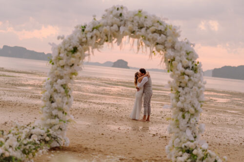 Krabi Wedding Planner, Krabi wedding decoration, Krabi Planner, Elopement wedding planner at Krabi, Micro wedding planner at Krabi,