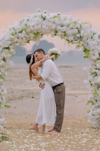 Krabi Wedding Planner, Krabi wedding decoration, Krabi Planner, Elopement wedding planner at Krabi, Micro wedding planner at Krabi