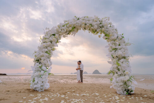 Krabi Wedding Planner, Krabi wedding decoration, Krabi Planner, Elopement wedding planner at Krabi, Micro wedding planner at Krabi